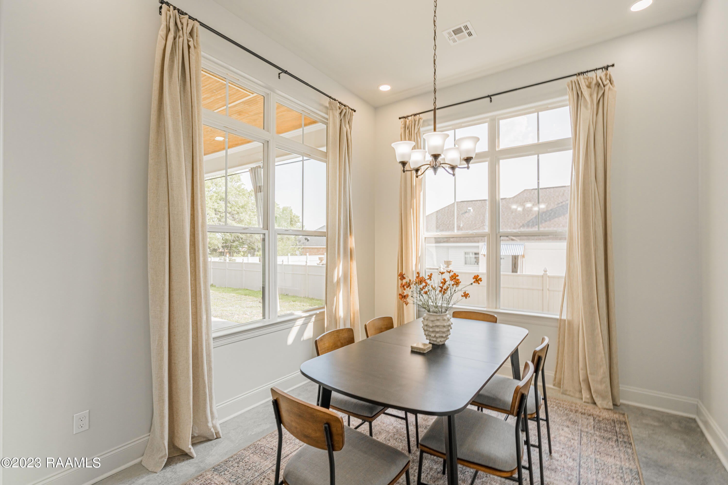404 E Martial Avenue – photo 3