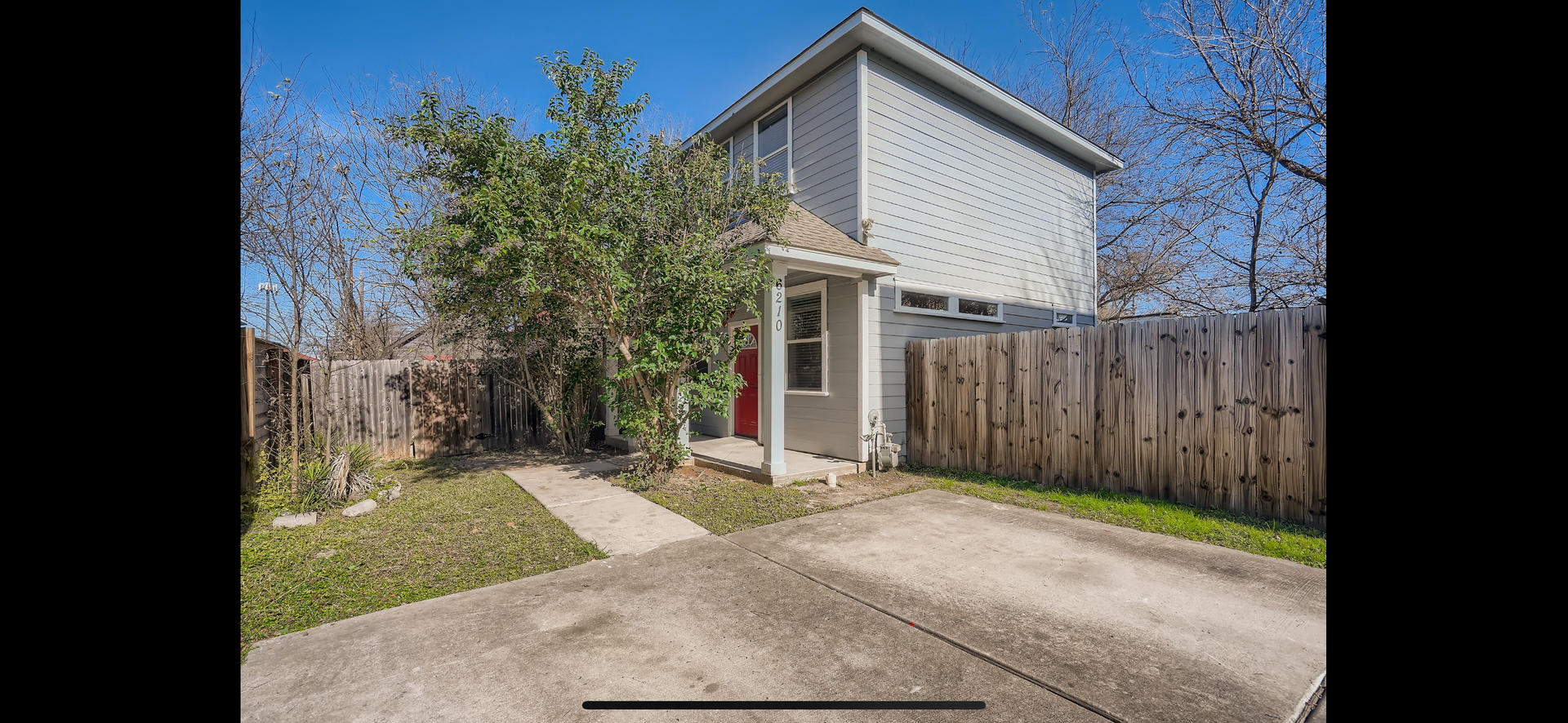 Updated home only 10 minutes to downtown! – photo 3