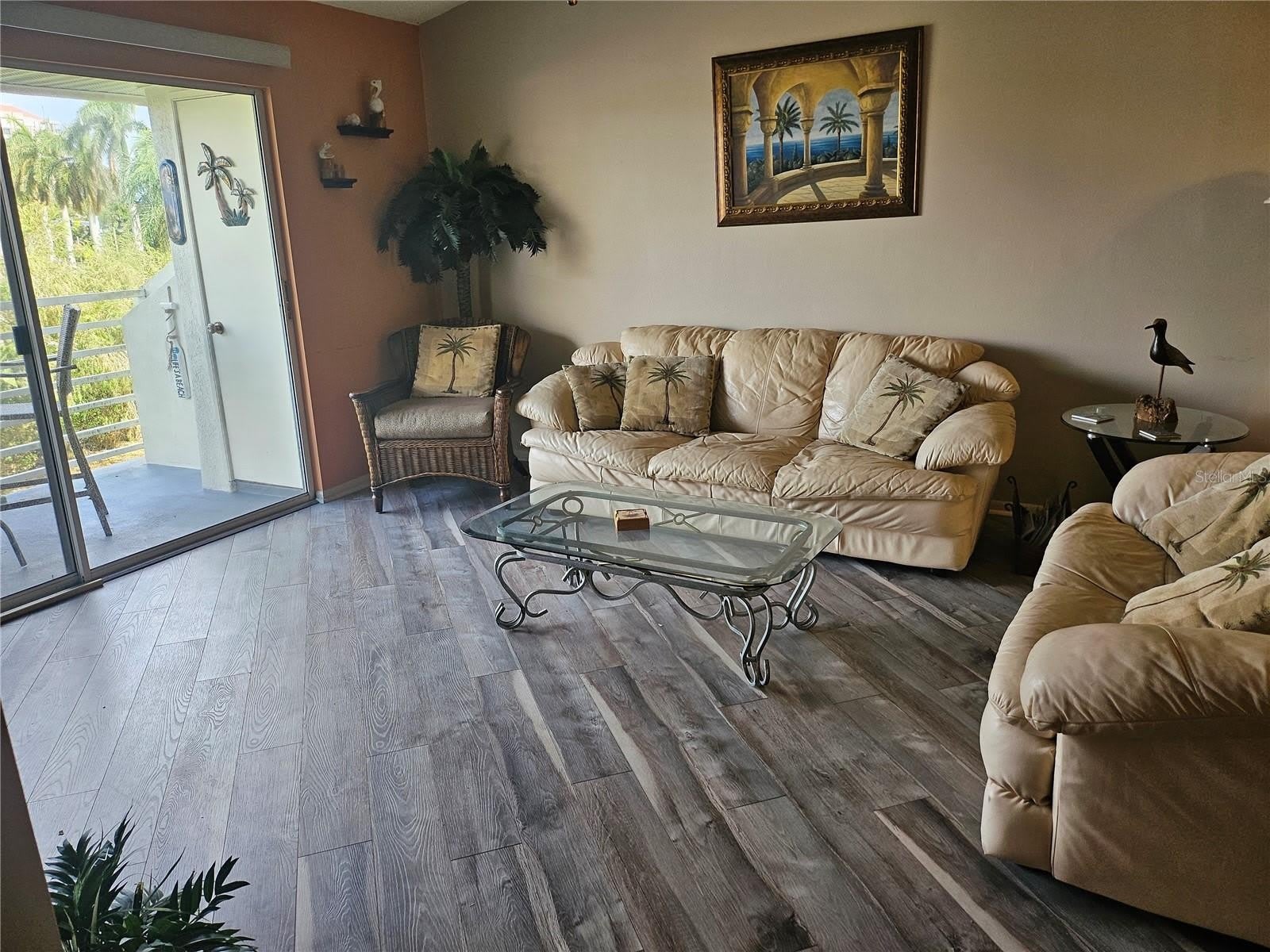 6011 BAHIA DEL MAR Boulevard – photo 2