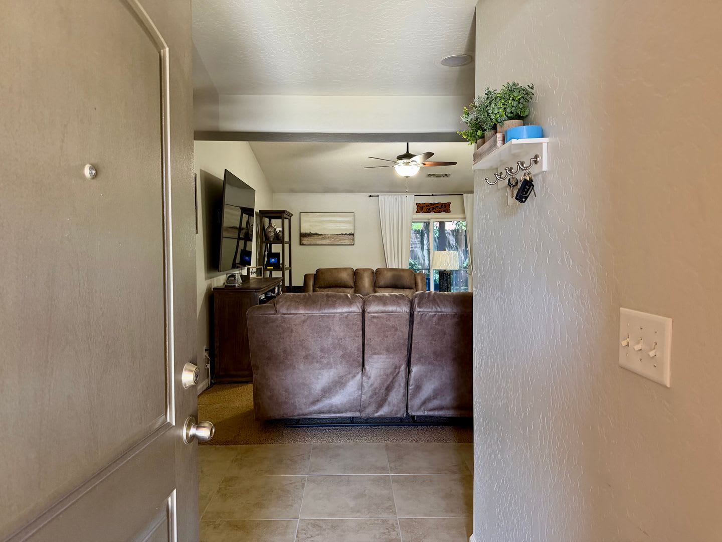 Wonderful 3 bed, 2 bath in Sunnyside Area – photo 3
