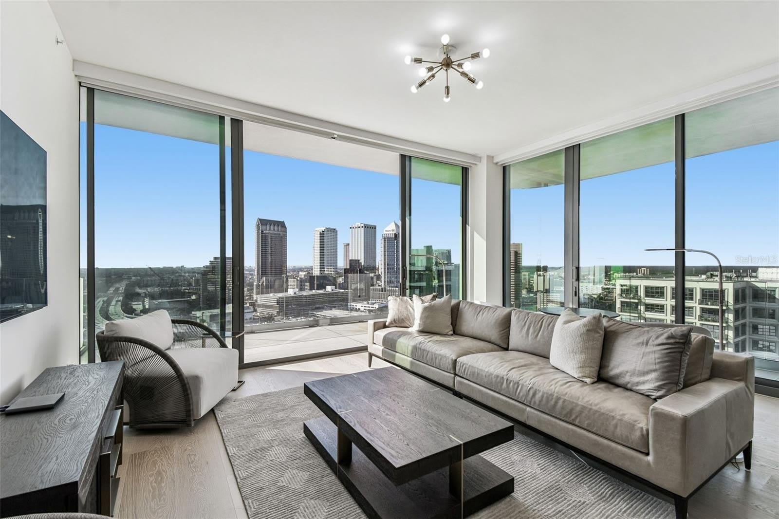 1000 WATER Street – photo 2
