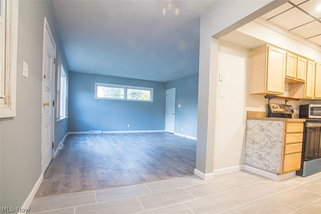 1399 Barlow Road – photo 3