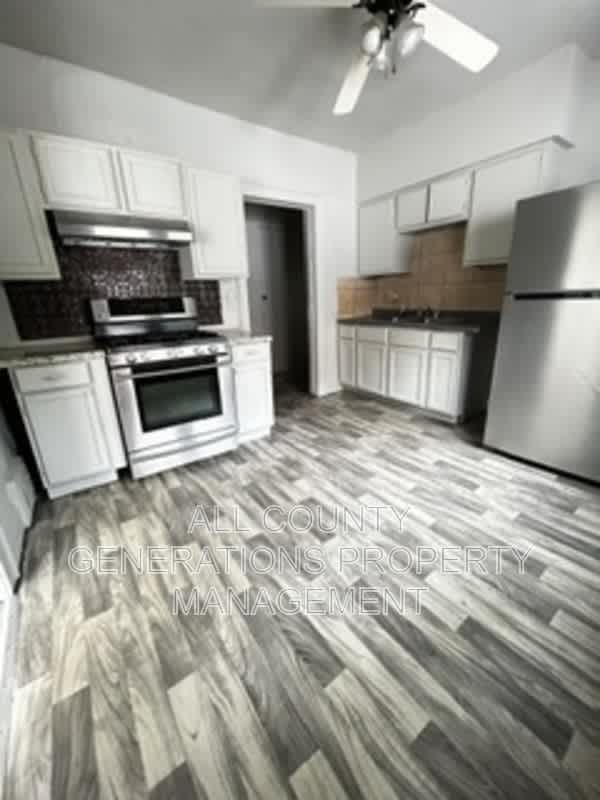 11909 Continental Ave – photo 2