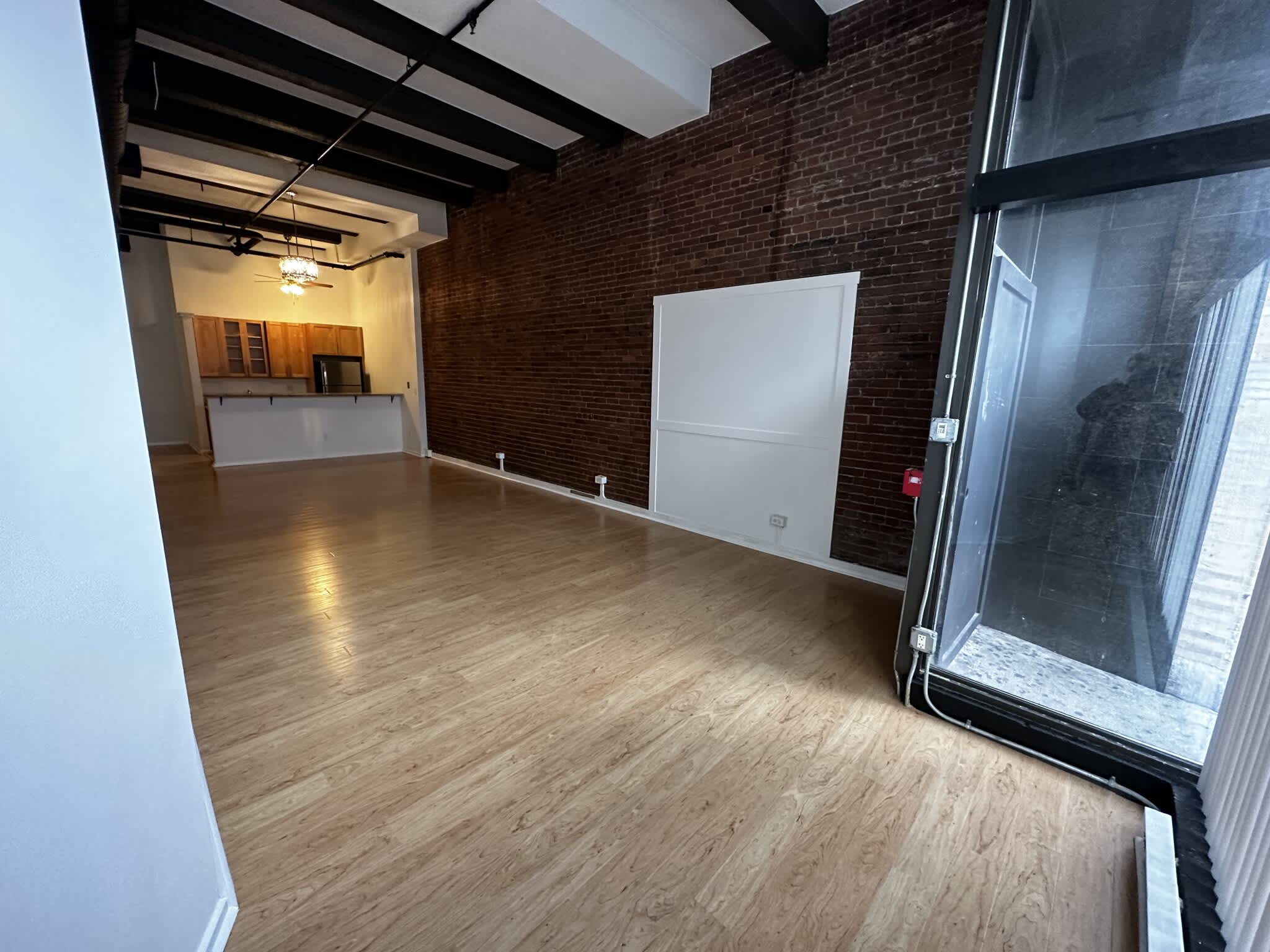 254 Friend St – photo 4