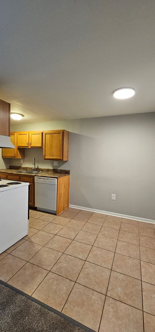 Shadowood Apartments IV – photo 5
