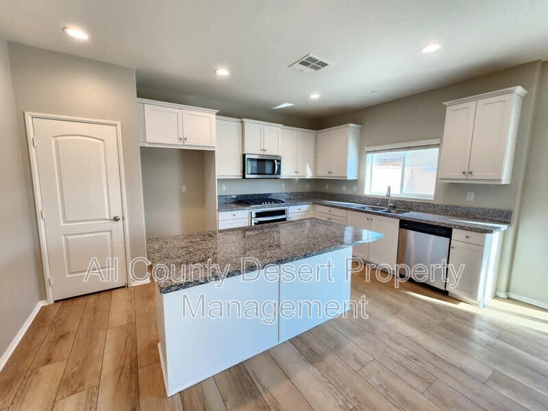 84649 Merus Ave – photo 4