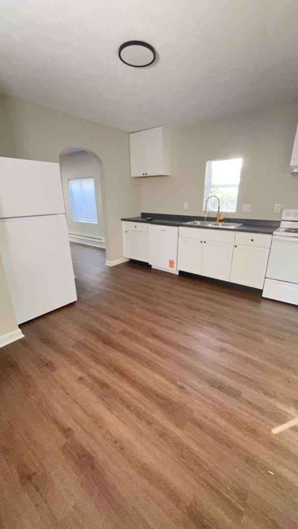 For Rent: 424 S Elliott St. 2 Bedroom, 1 Bath Home! Coming Soon! Covered Front Porch! – photo 4