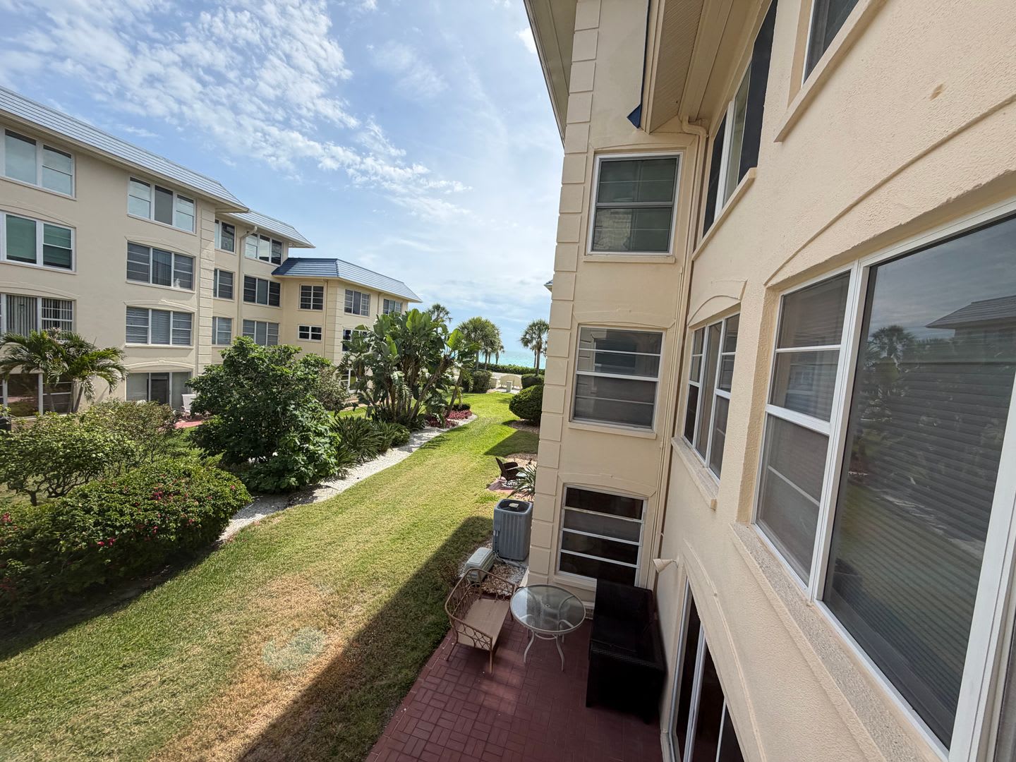 Beach Harbor Club Beauty – photo 4