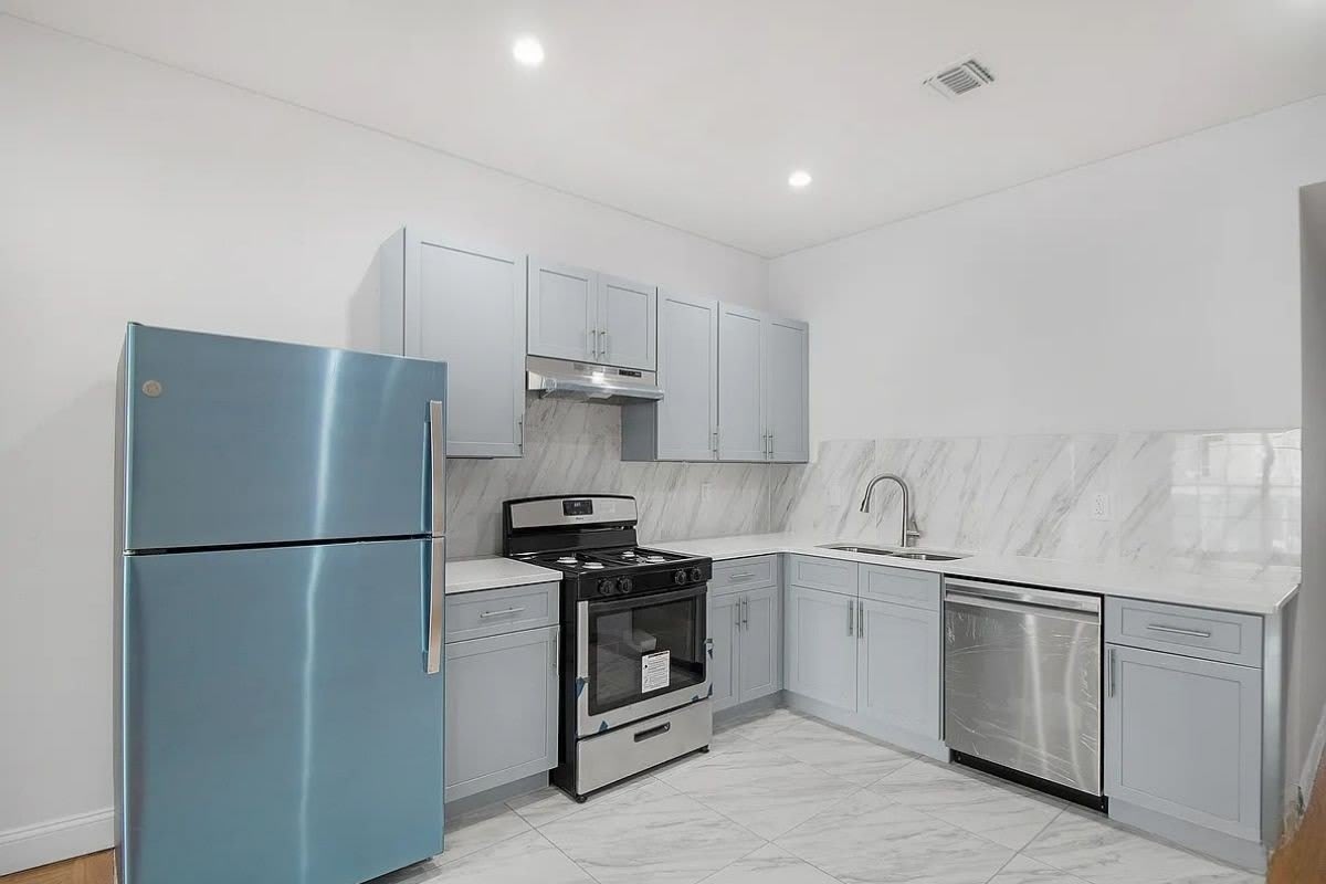 2708 Glenwood Road – photo 4