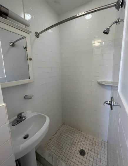 153 Mott St – photo 5