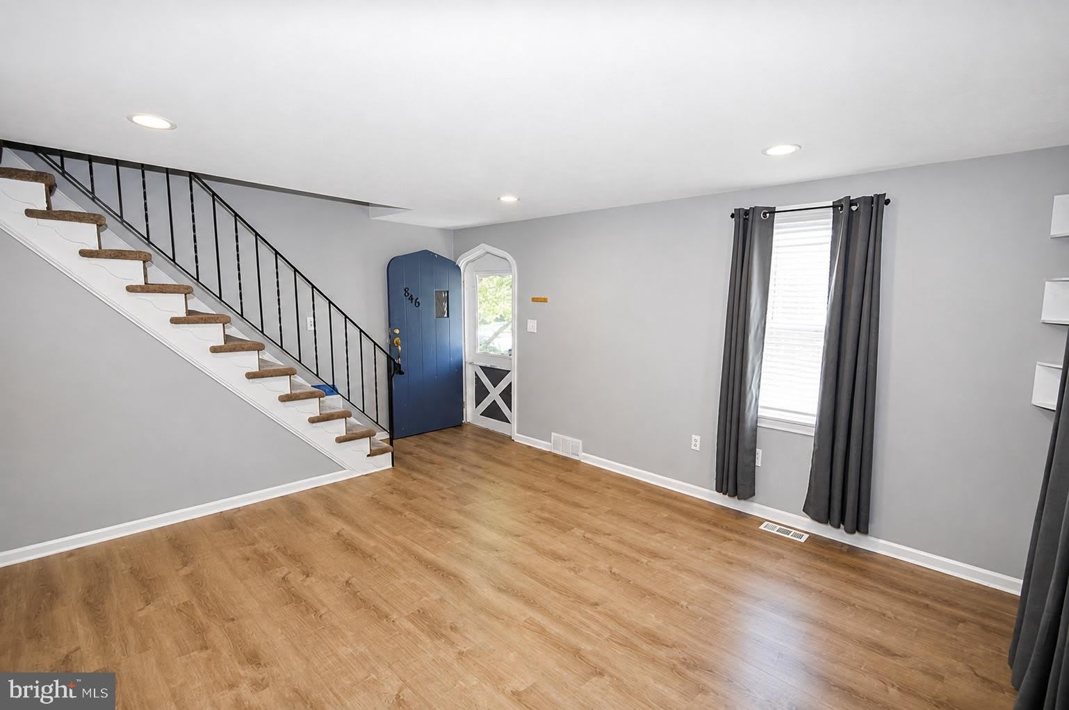 846 OAKLAND Avenue – photo 3