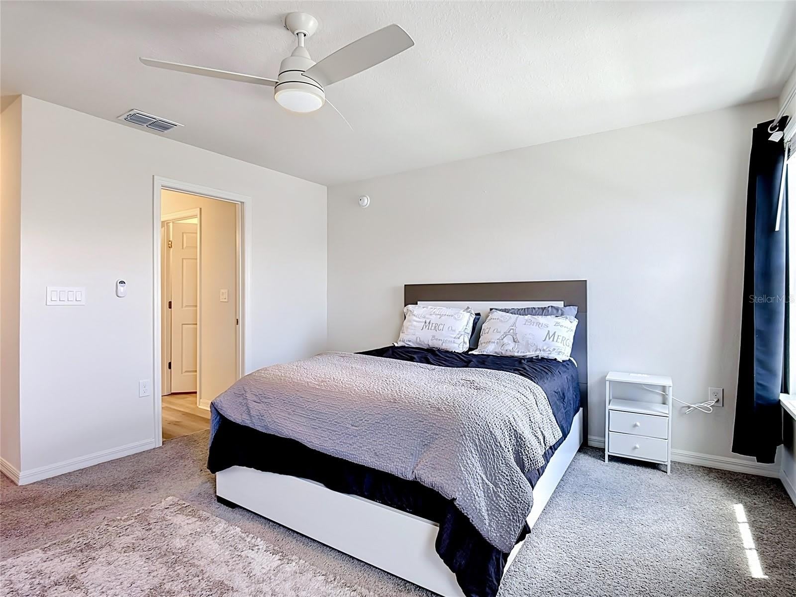 371 CROSSINGS Avenue – photo 5