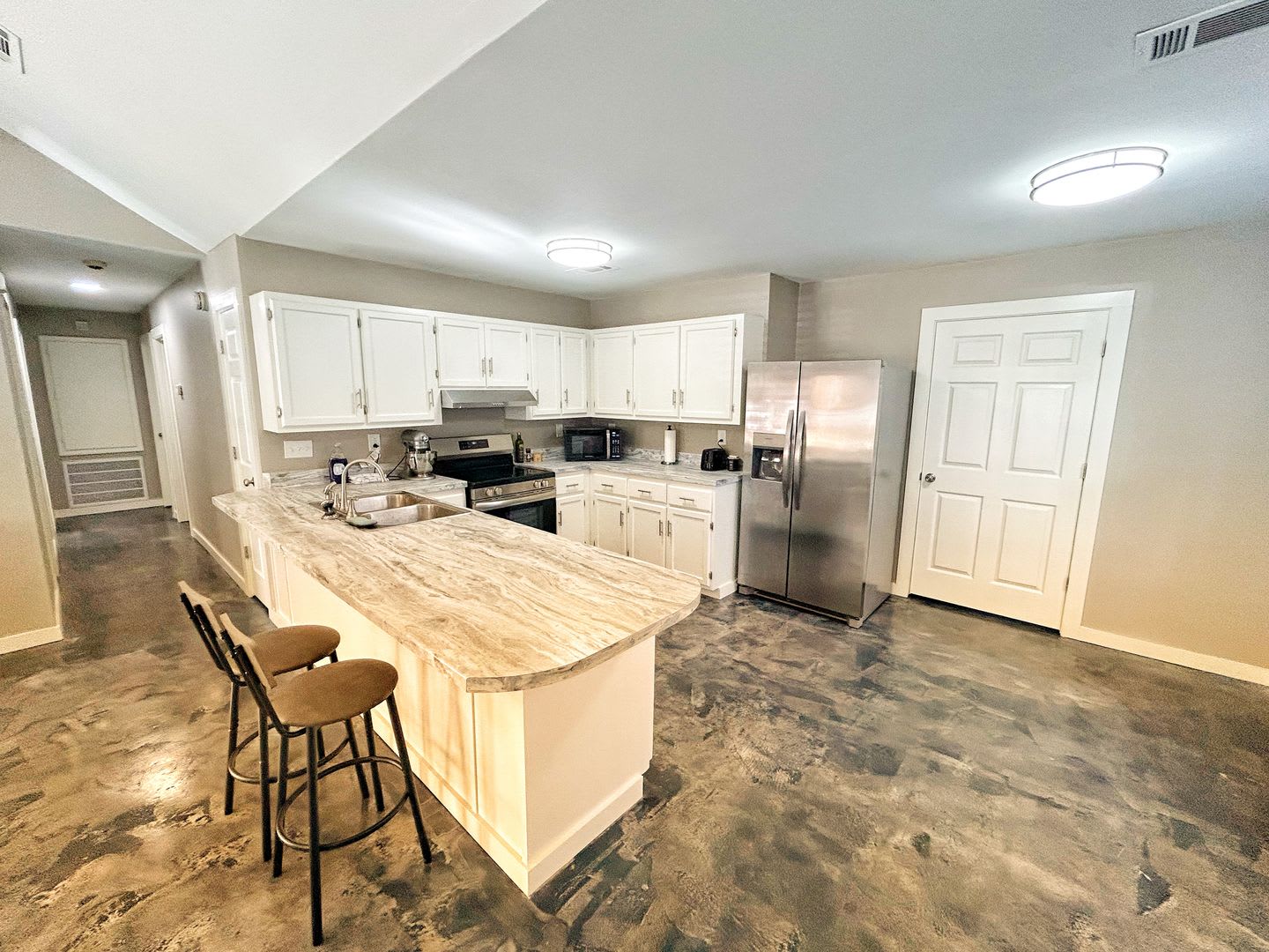 3 Bed 3 5 Bath In South Grove – photo 5