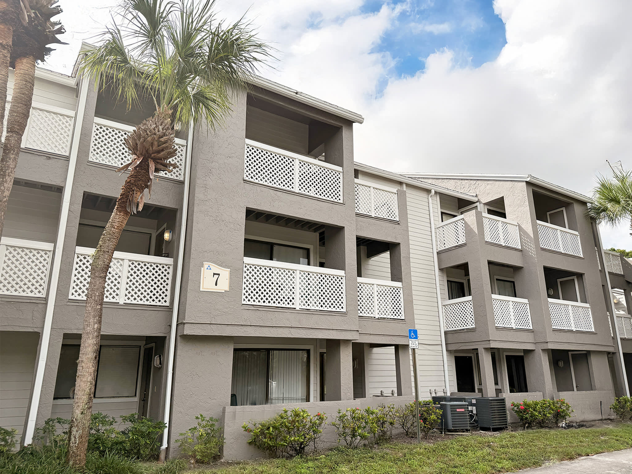 500 Sw 1St Street – photo 2
