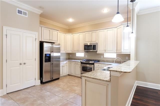 4527 Camel Street – photo 5