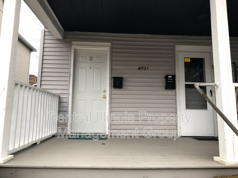 403 1/2 E. Monroe – photo 1
