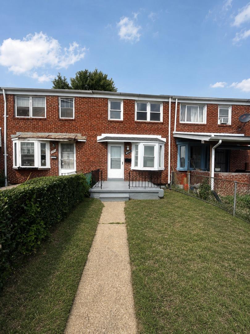 Dundalk Townhome with Finished Lower Level and Fenced Yard – photo 1