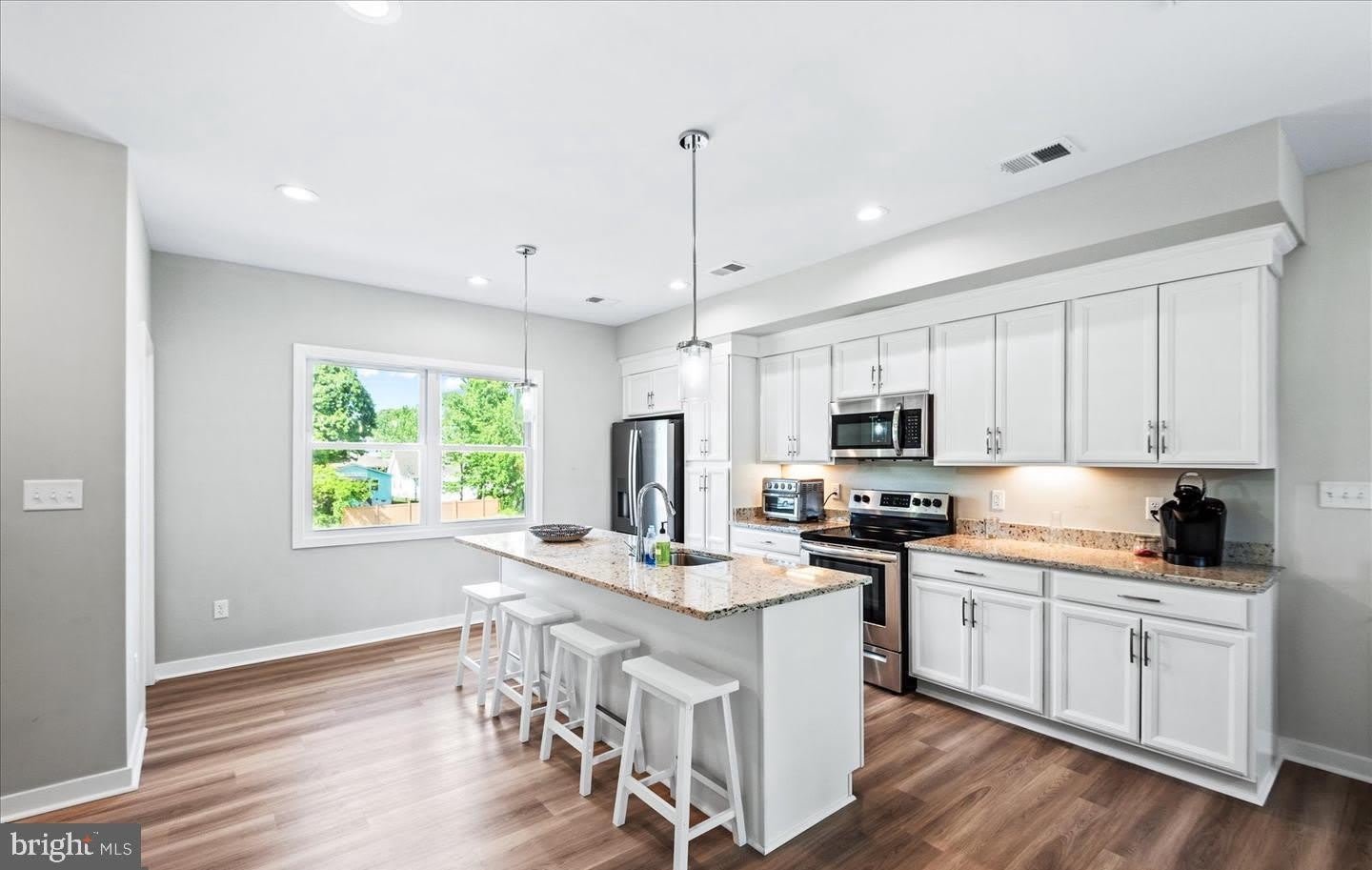 221 WILDER Avenue – photo 3
