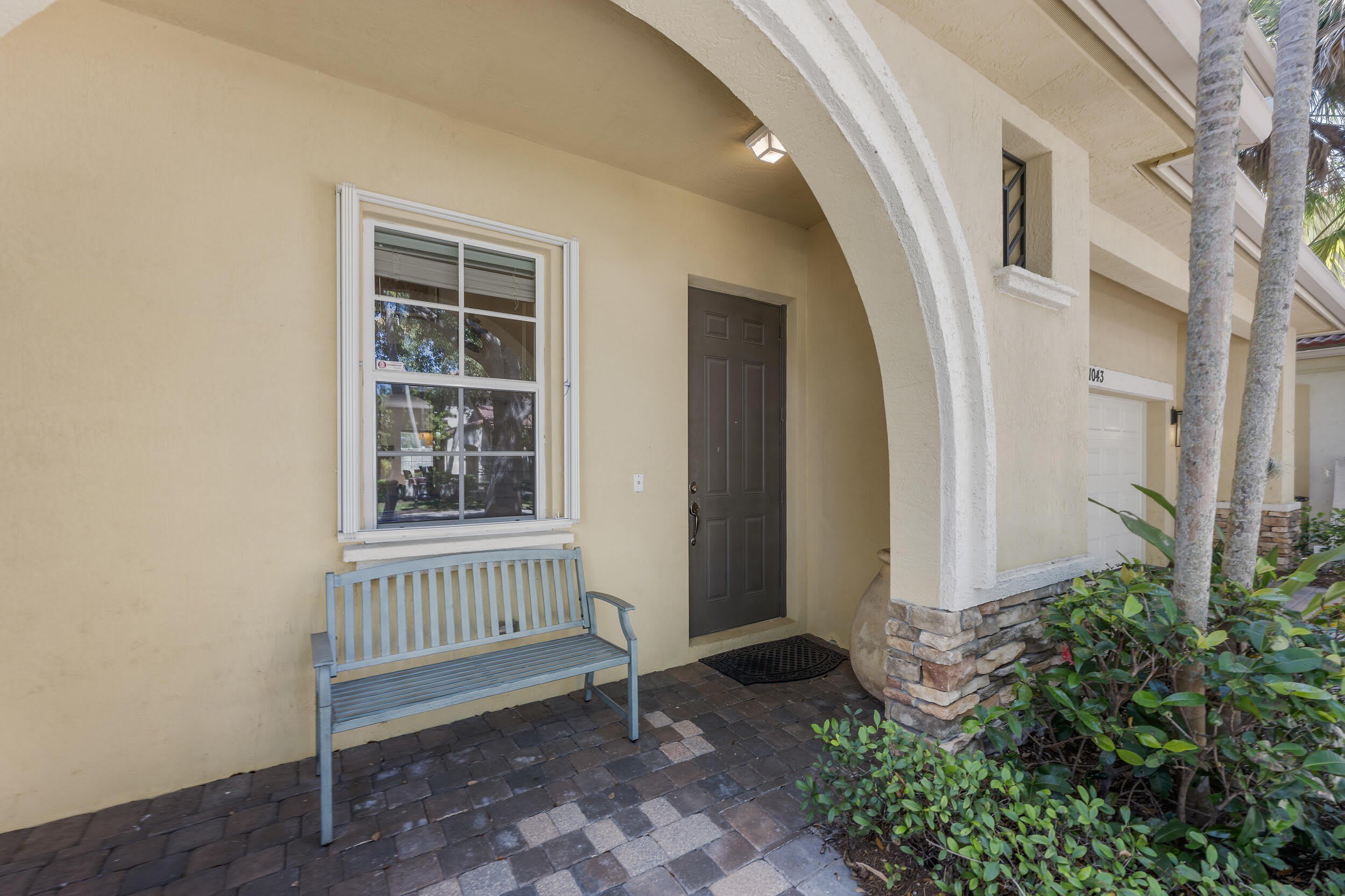 1043 Vintner Boulevard – photo 5