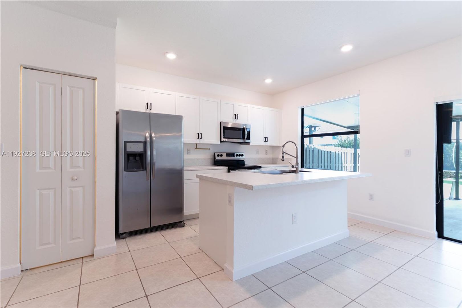 25185 SW 108th Avenue 25185, Homestead, FL 33032 – photo 2