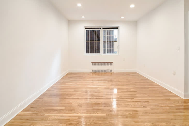 181 E 3rd St – photo 5