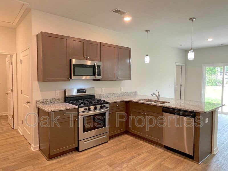 217 Lapping Waters Dr – photo 4