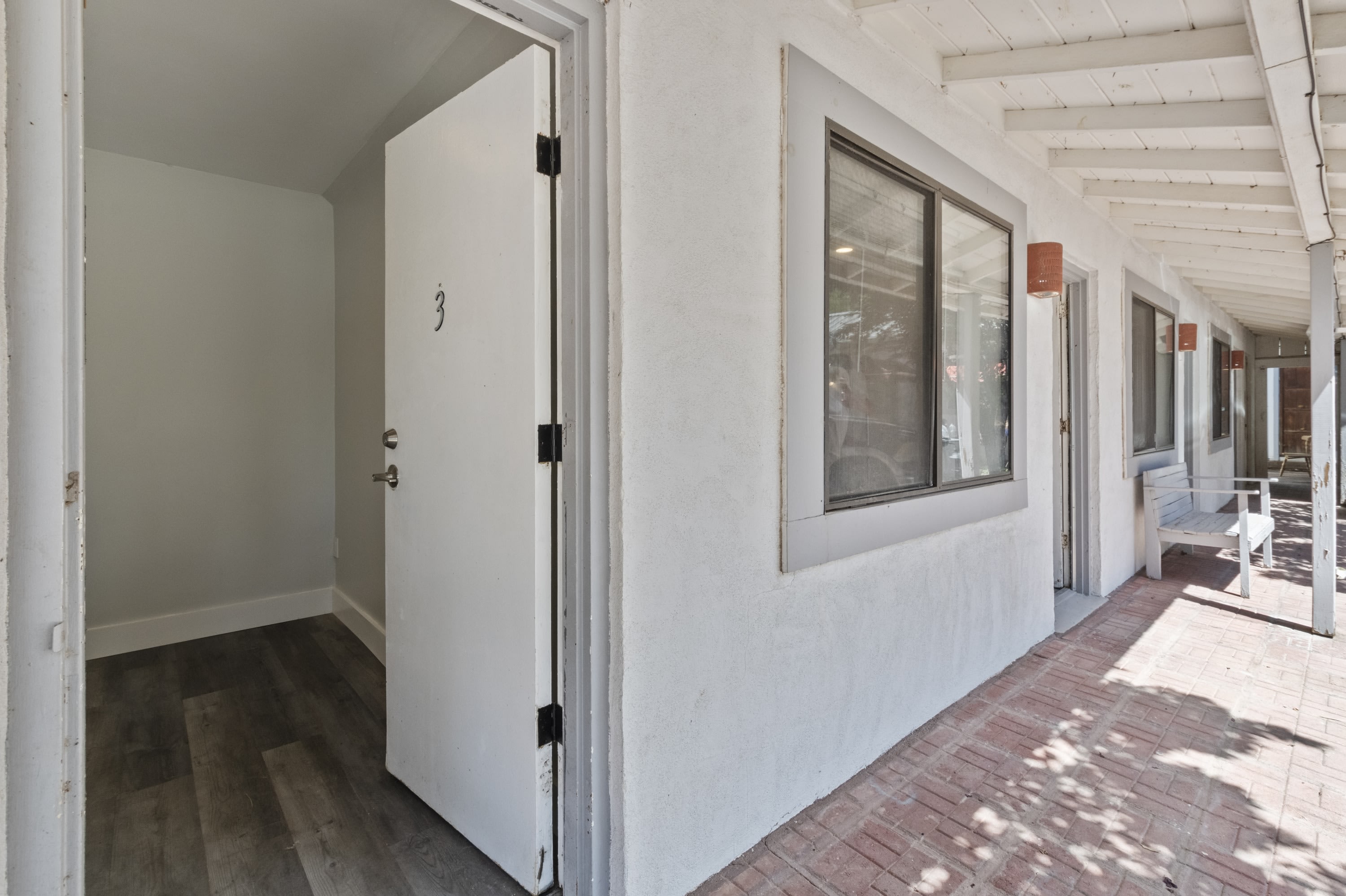 620 Sudderth Drive – photo 3