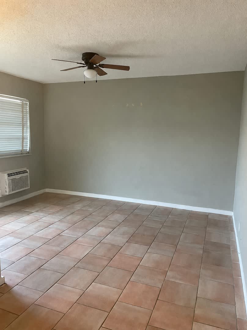 702 N L Street #13 – photo 4