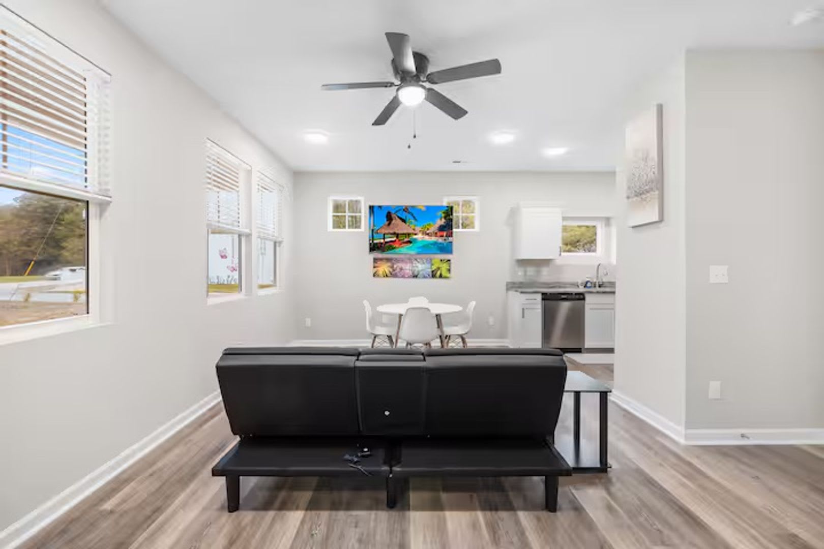 Room In 3 Bedroom Home At Kings Mountain St – photo 4
