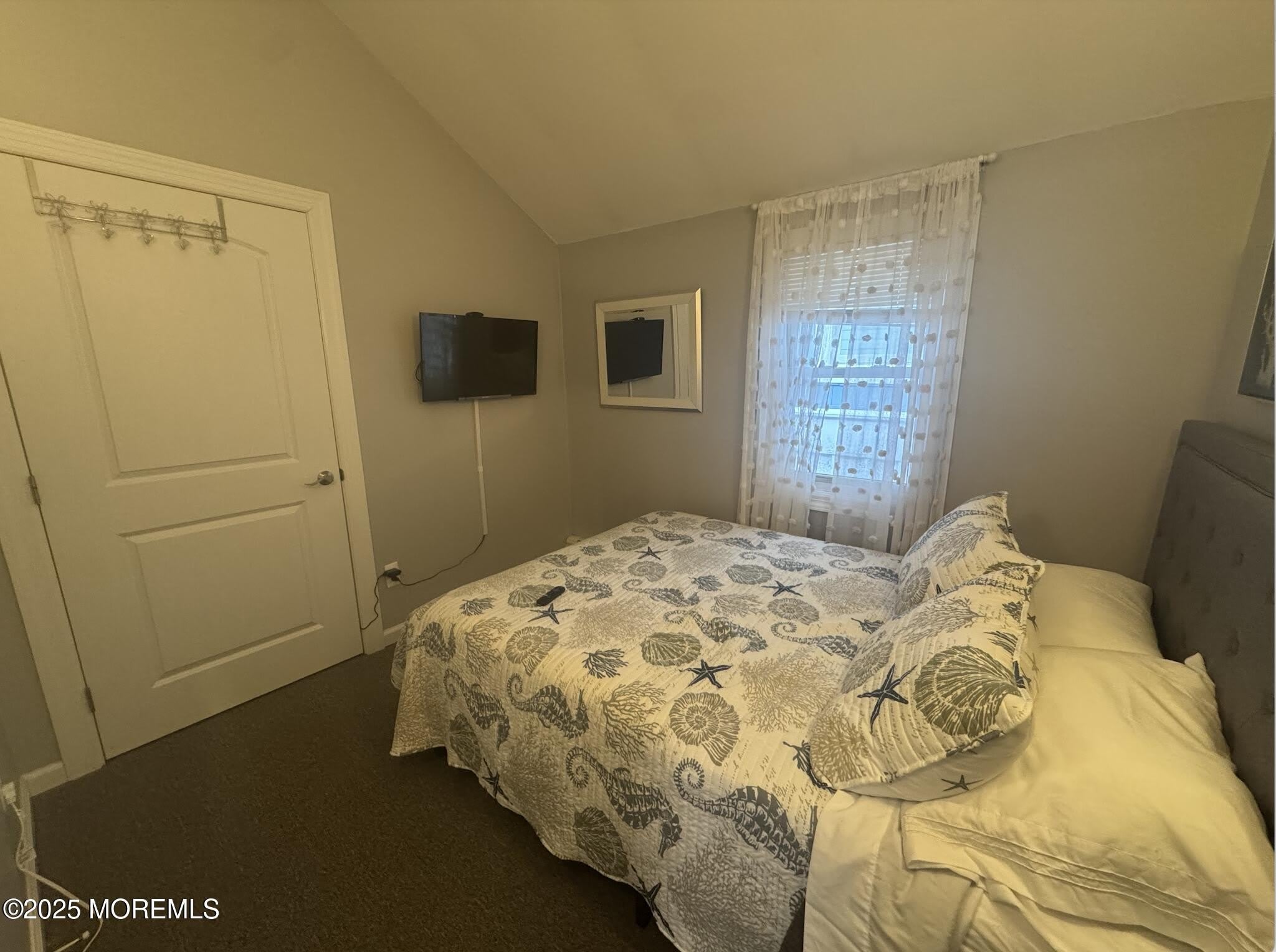 158 1st Avenue – photo 5