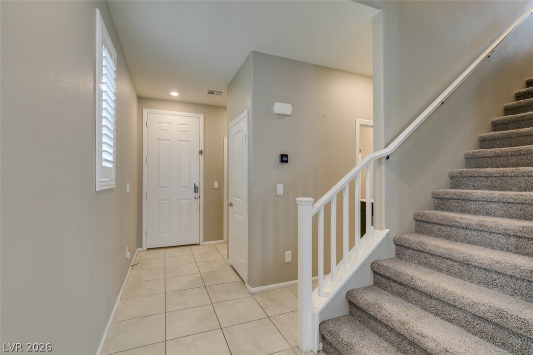 9726 Cluny Avenue – photo 4