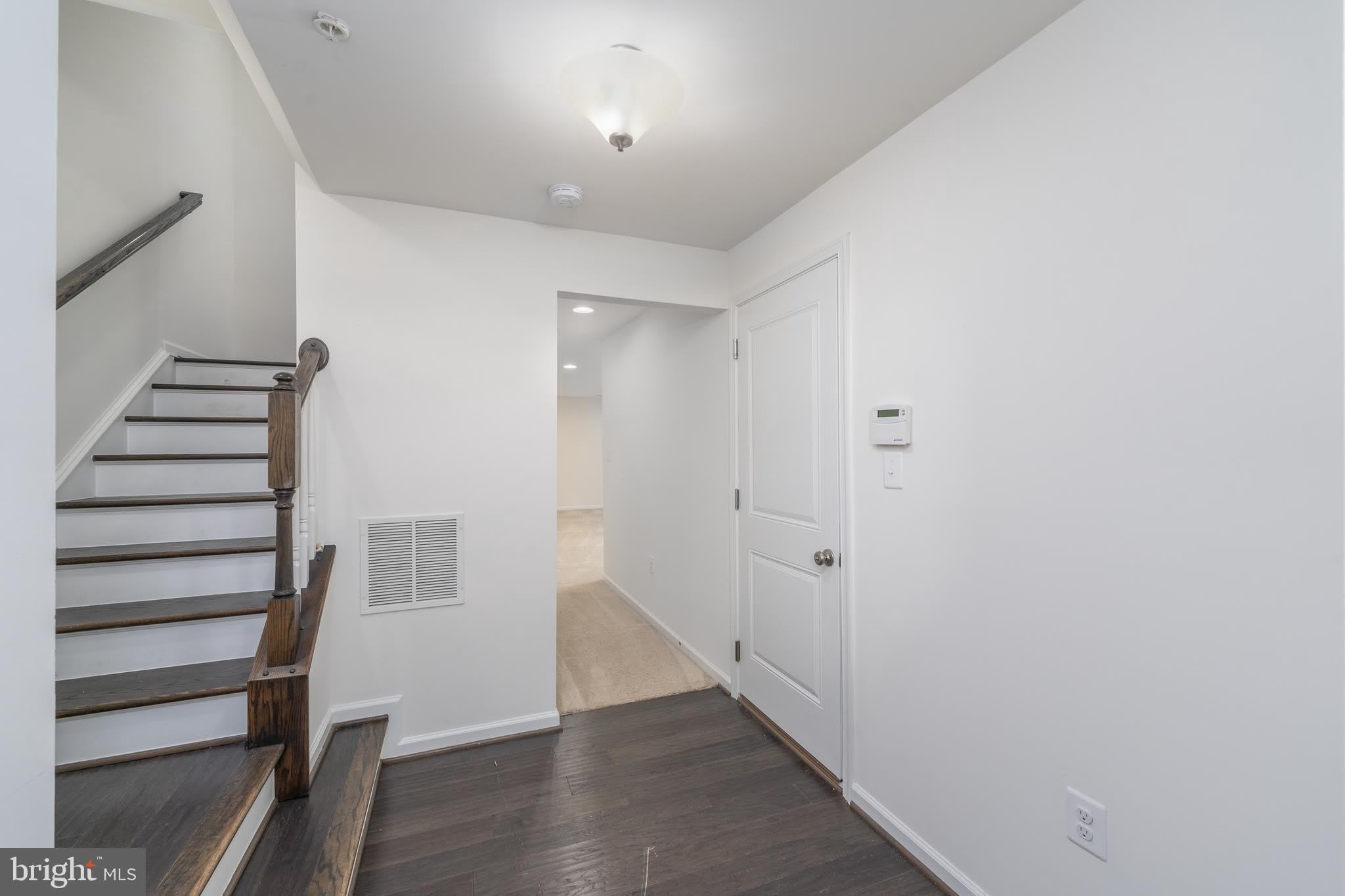 3223 CLEAR SPRING Drive – photo 3