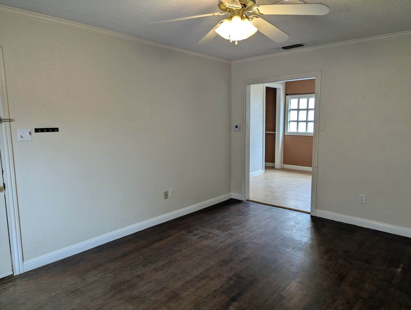 Charming Home in a Quiet Neighborhood – photo 4