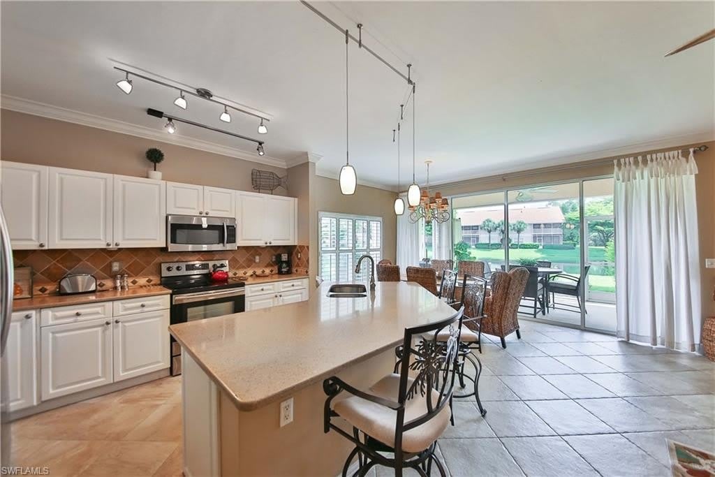 5105 Cedar Springs Dr – photo 4