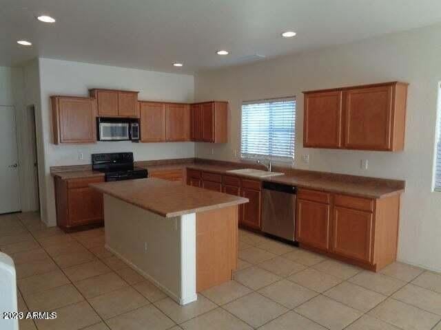 2353 N 83RD Drive – photo 5