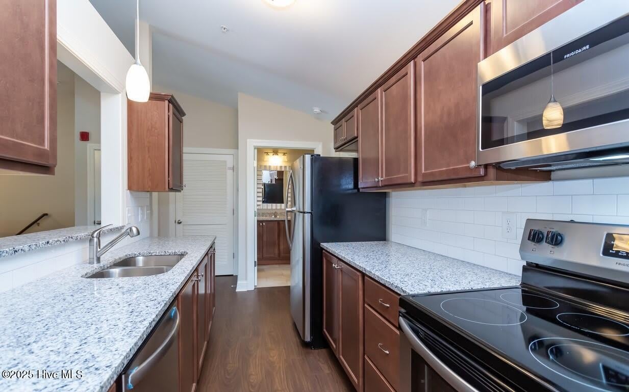200 Orlando Way – photo 5