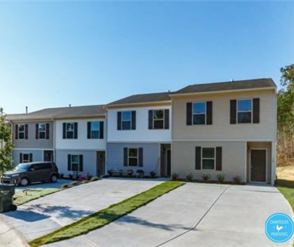 884 Saratoga Drive – photo 1