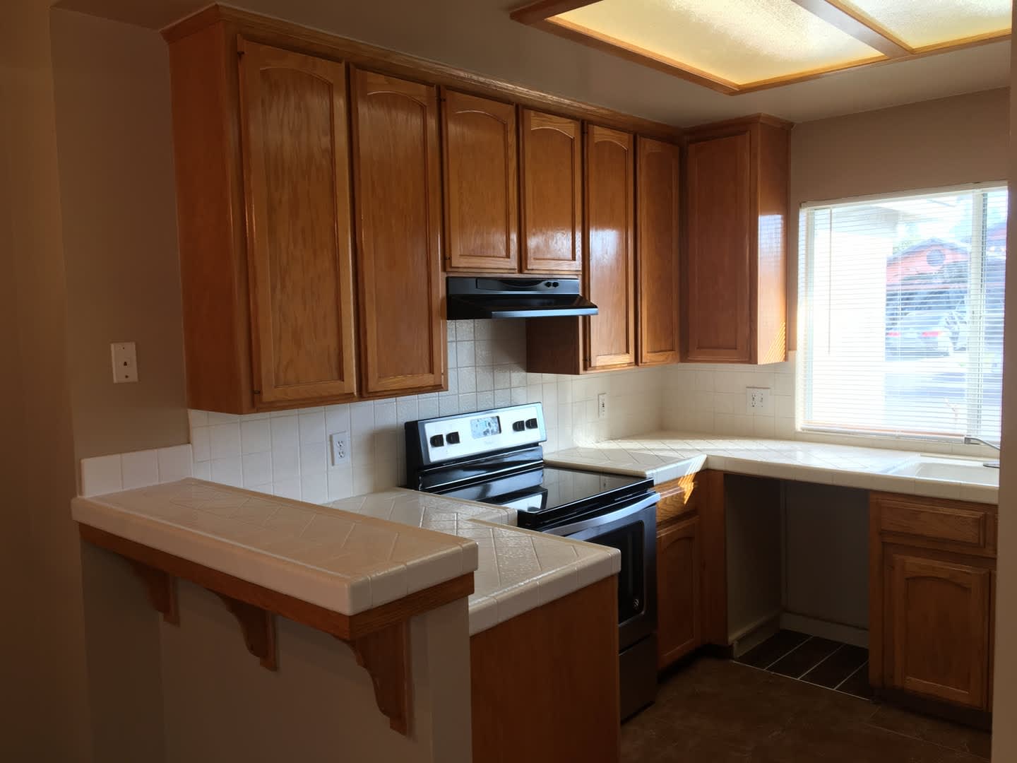 Charming Single-Family Home For Rent! – photo 5