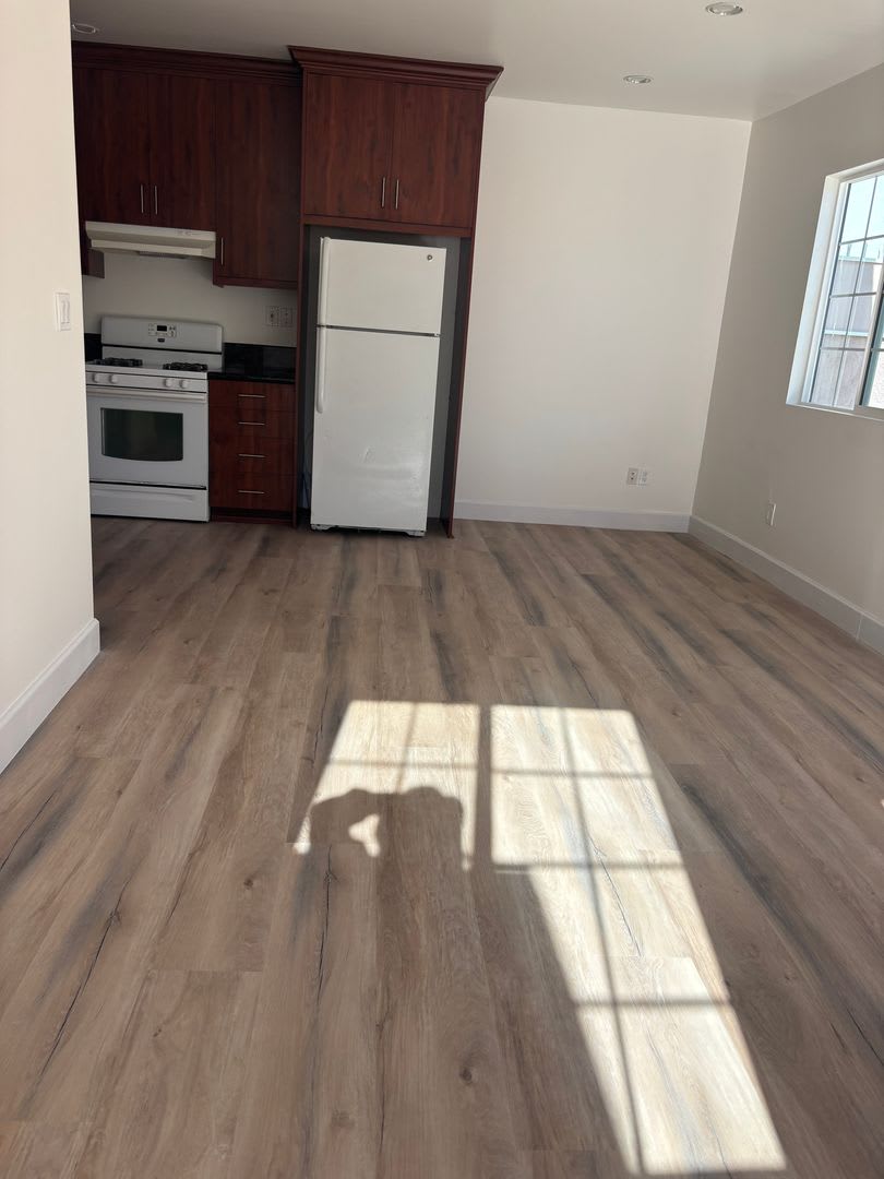 Amazing Standalone 1 Bedroom ADU! – photo 4