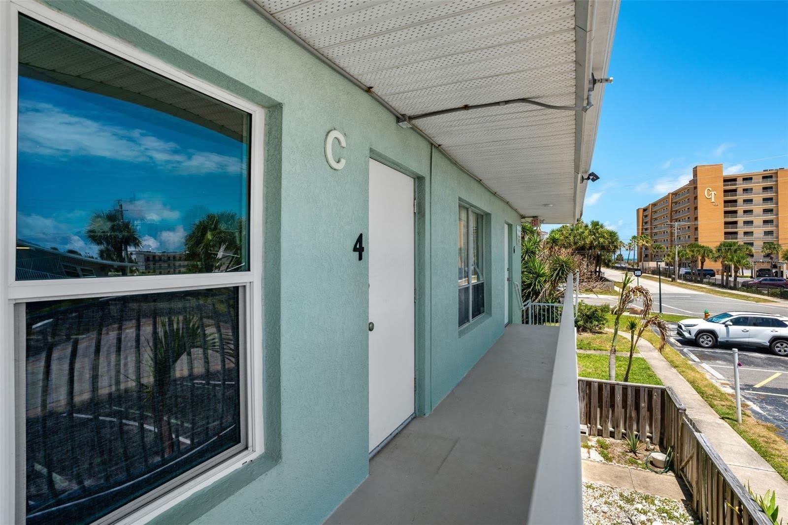 420 TYLER Avenue – photo 4