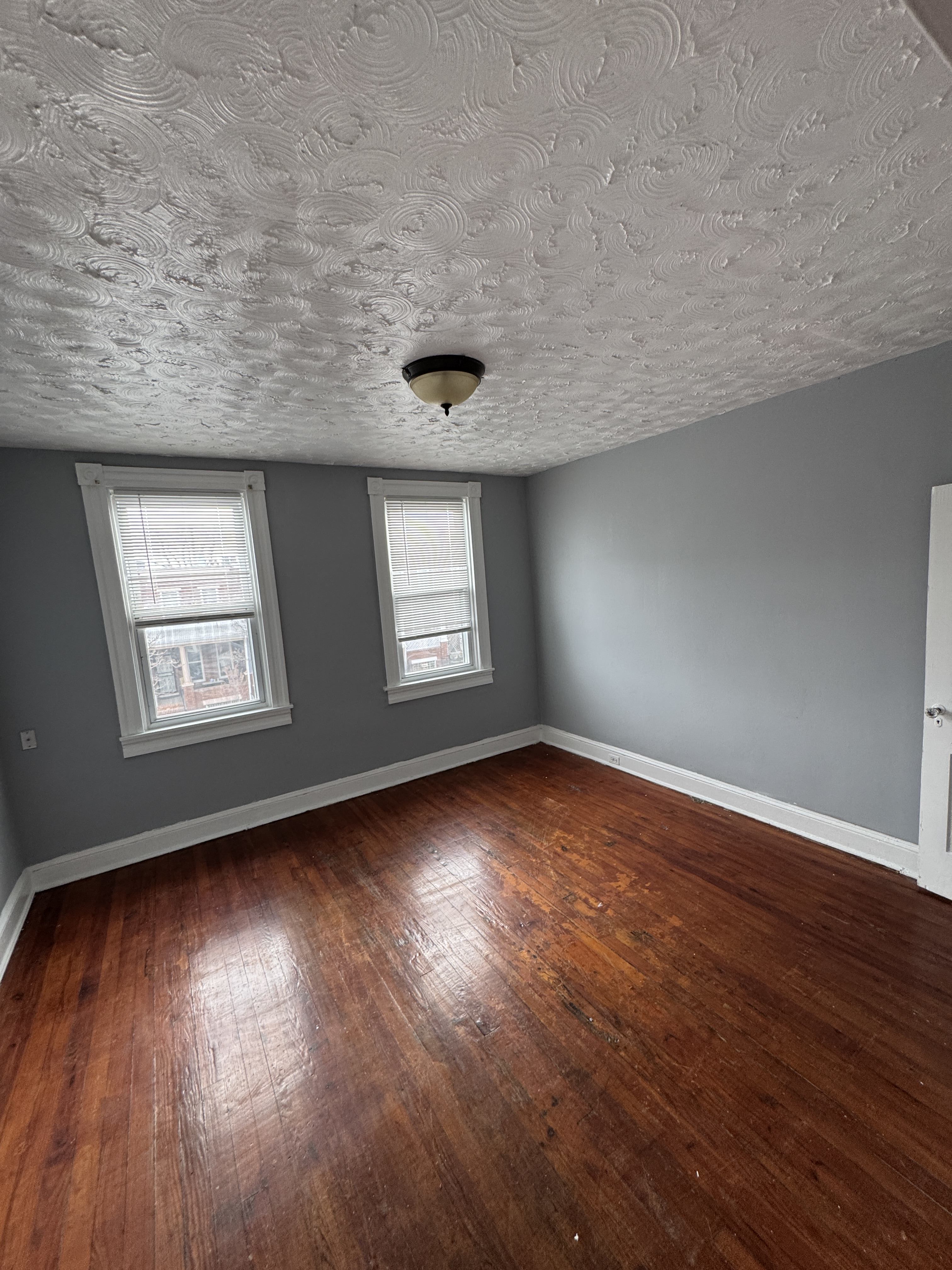 436 Ilchester Ave – photo 5