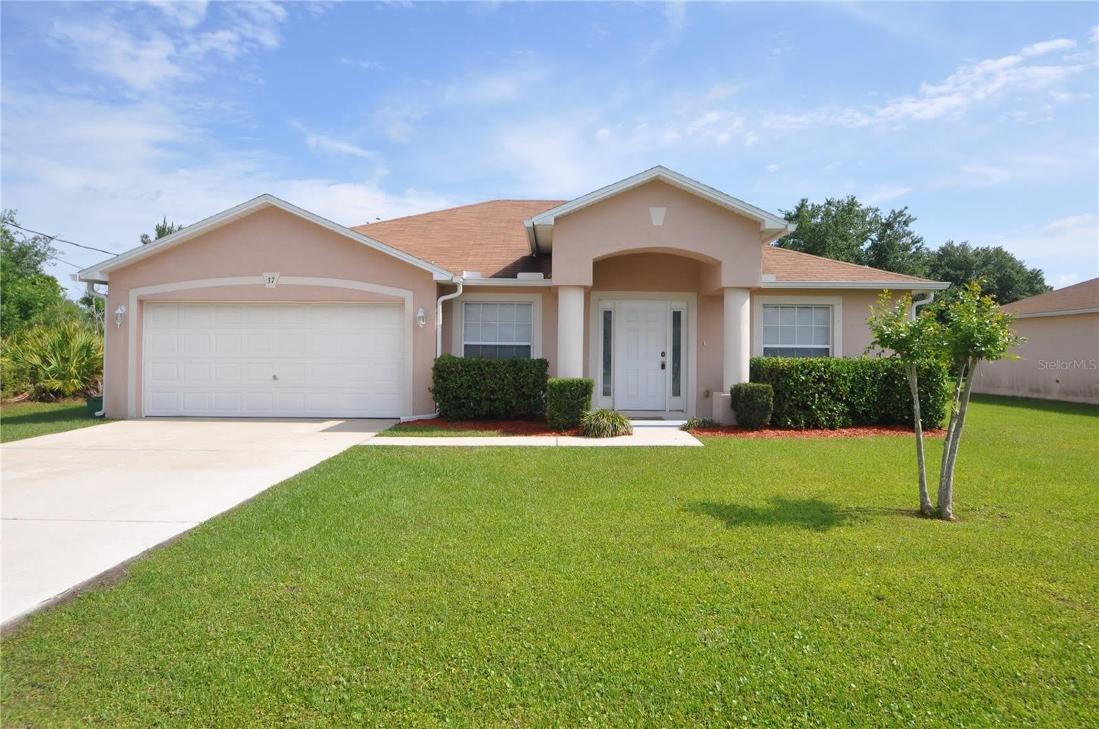 37 LOUISBURG Lane – photo 1