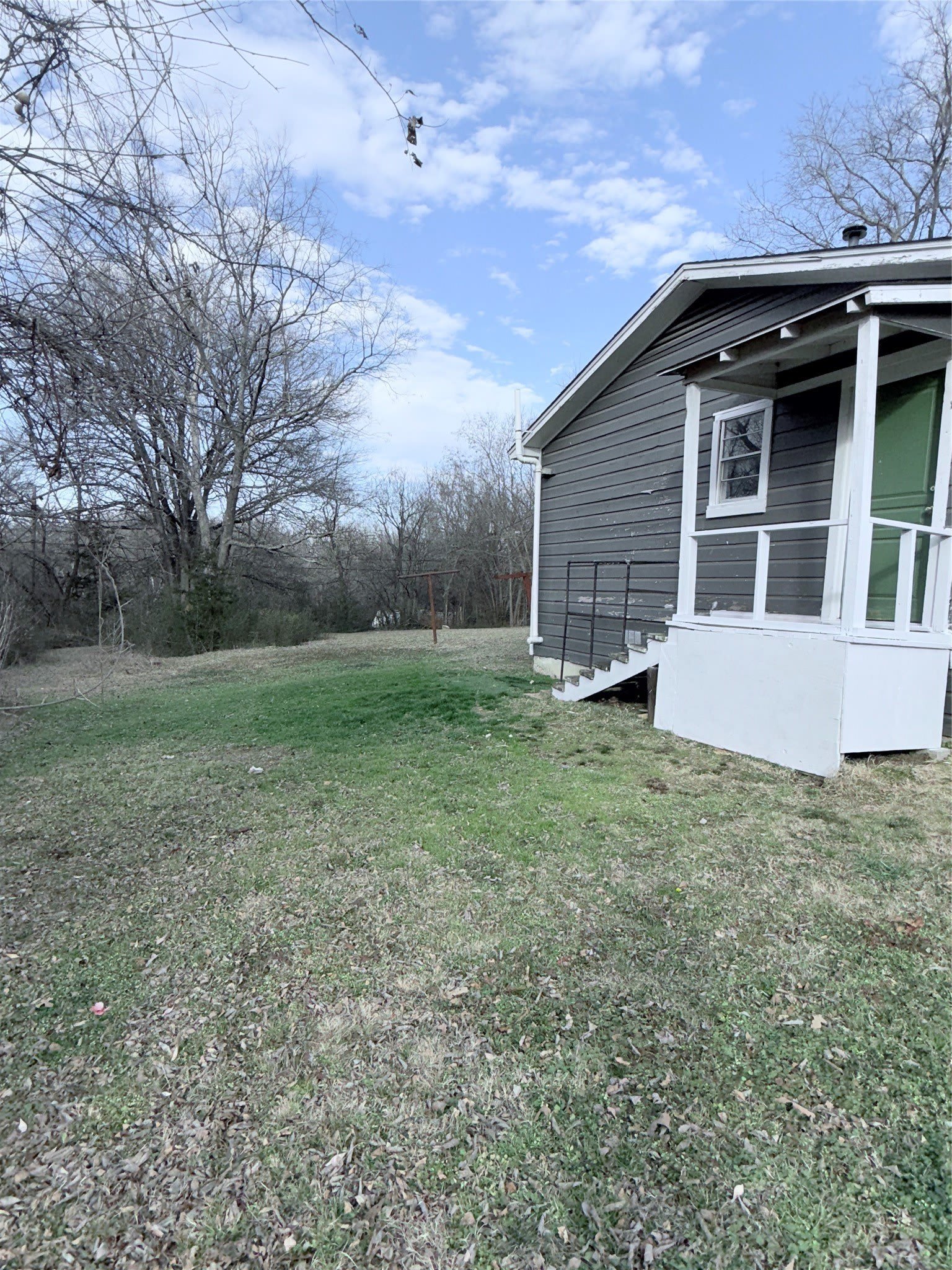 505 E Shepherd Street – photo 4