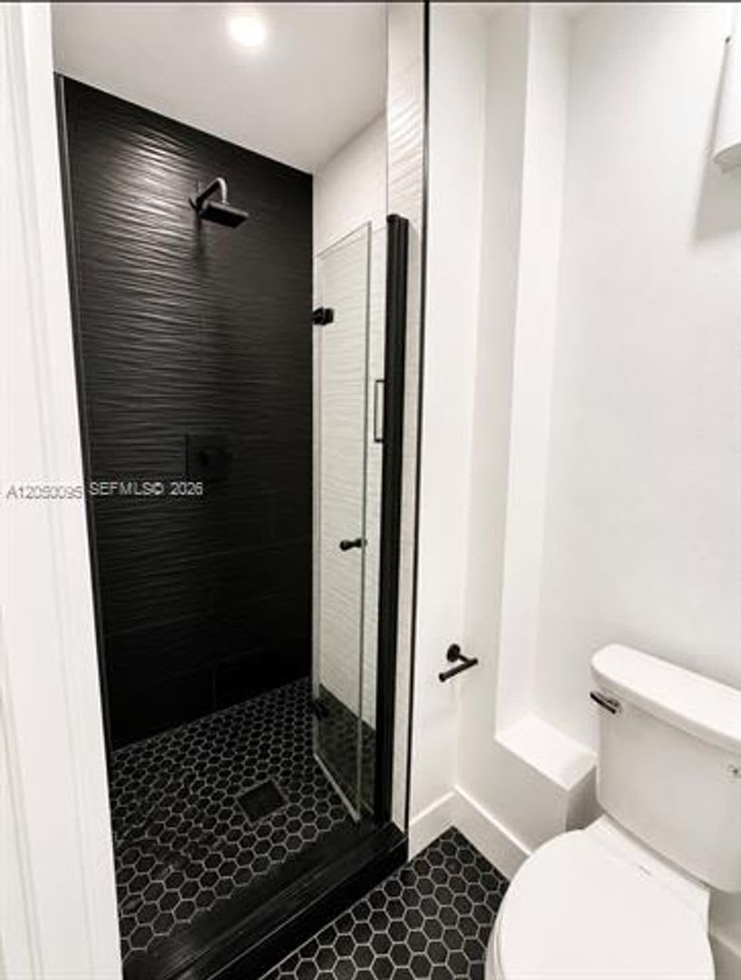 1039 Ne 17Th Ave 1039 Fort Lauderdale Fl 33304 – photo 4
