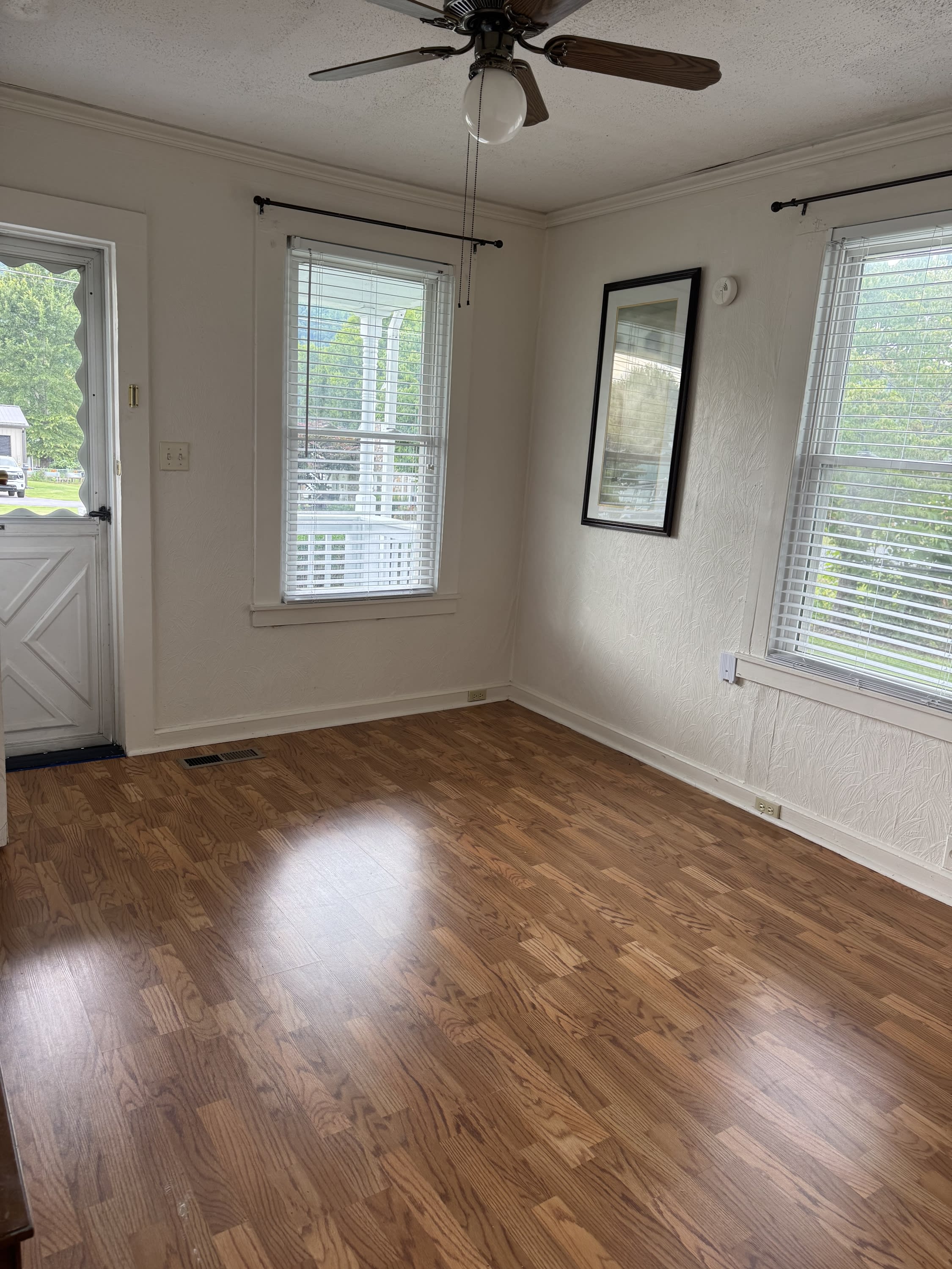 1146 Mountainview Road – photo 3