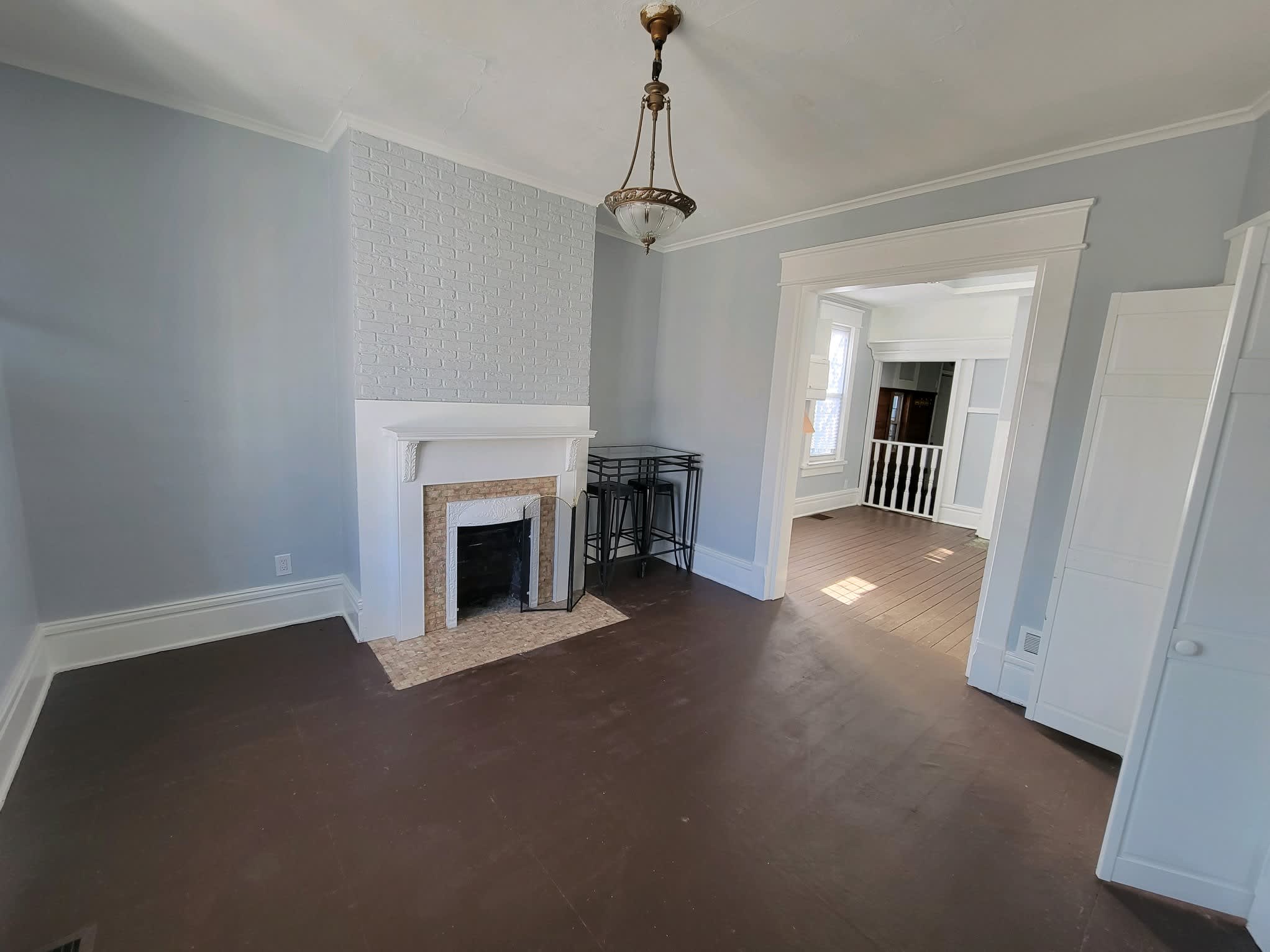 1061 Parsons Ave – photo 2