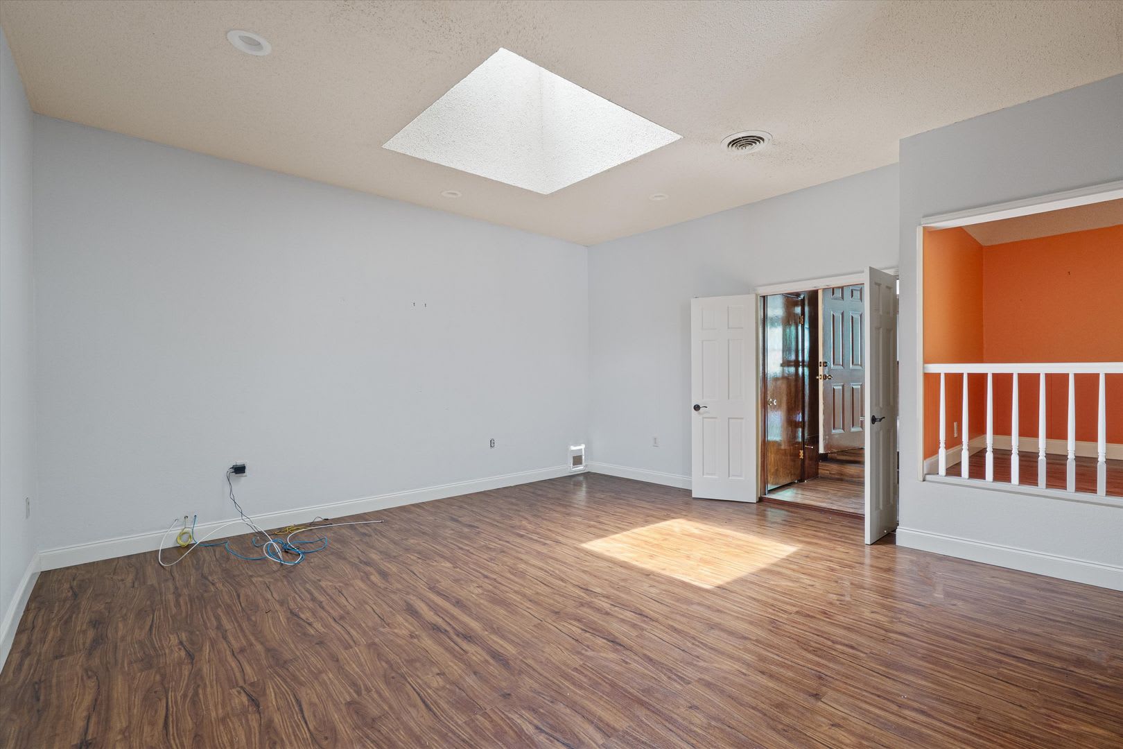 Incredible 3-Bedroom Home on Massive Lot in South Austin – photo 4