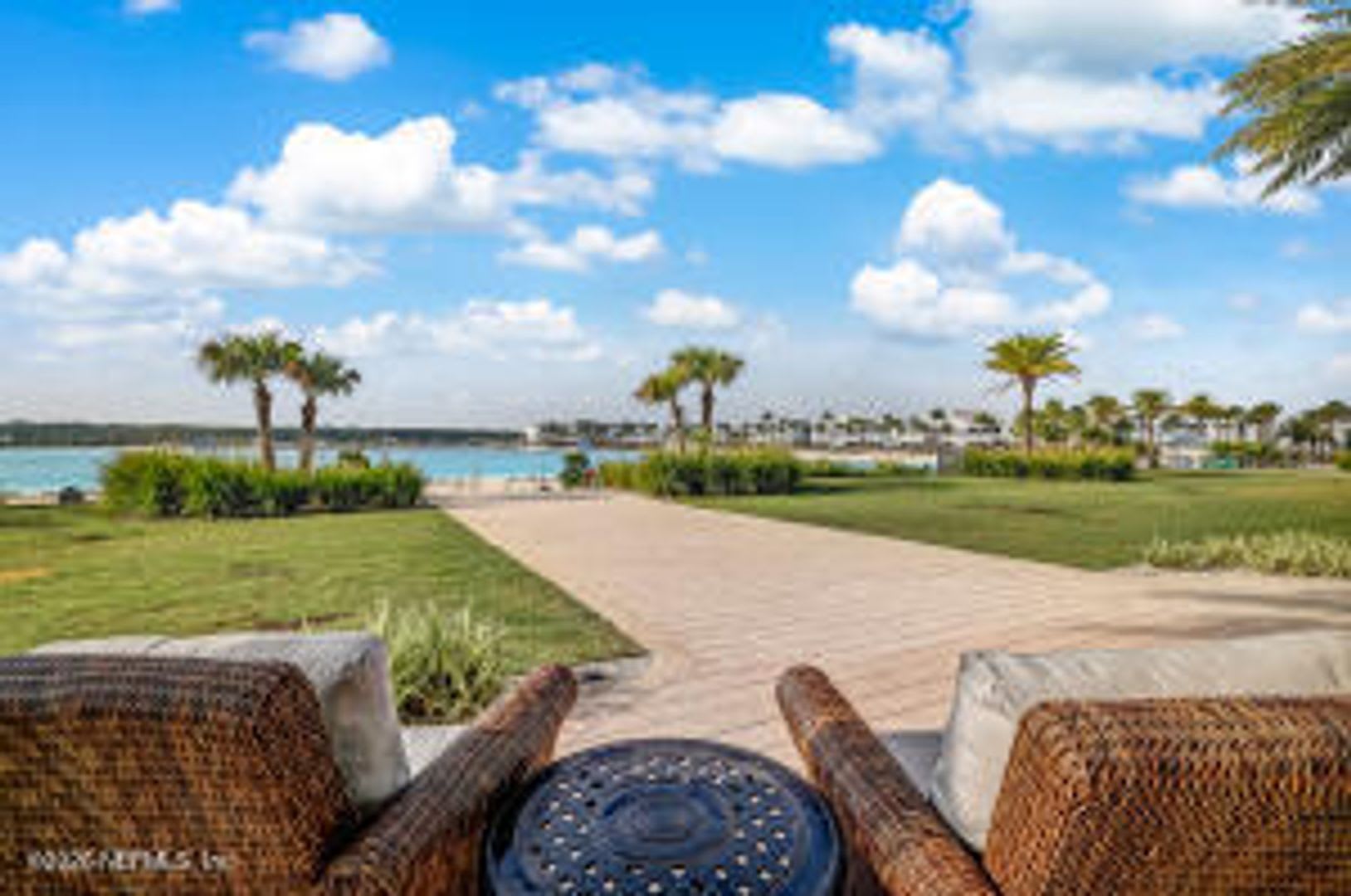 Be on Vacation for a year at Beachwalk – photo 3
