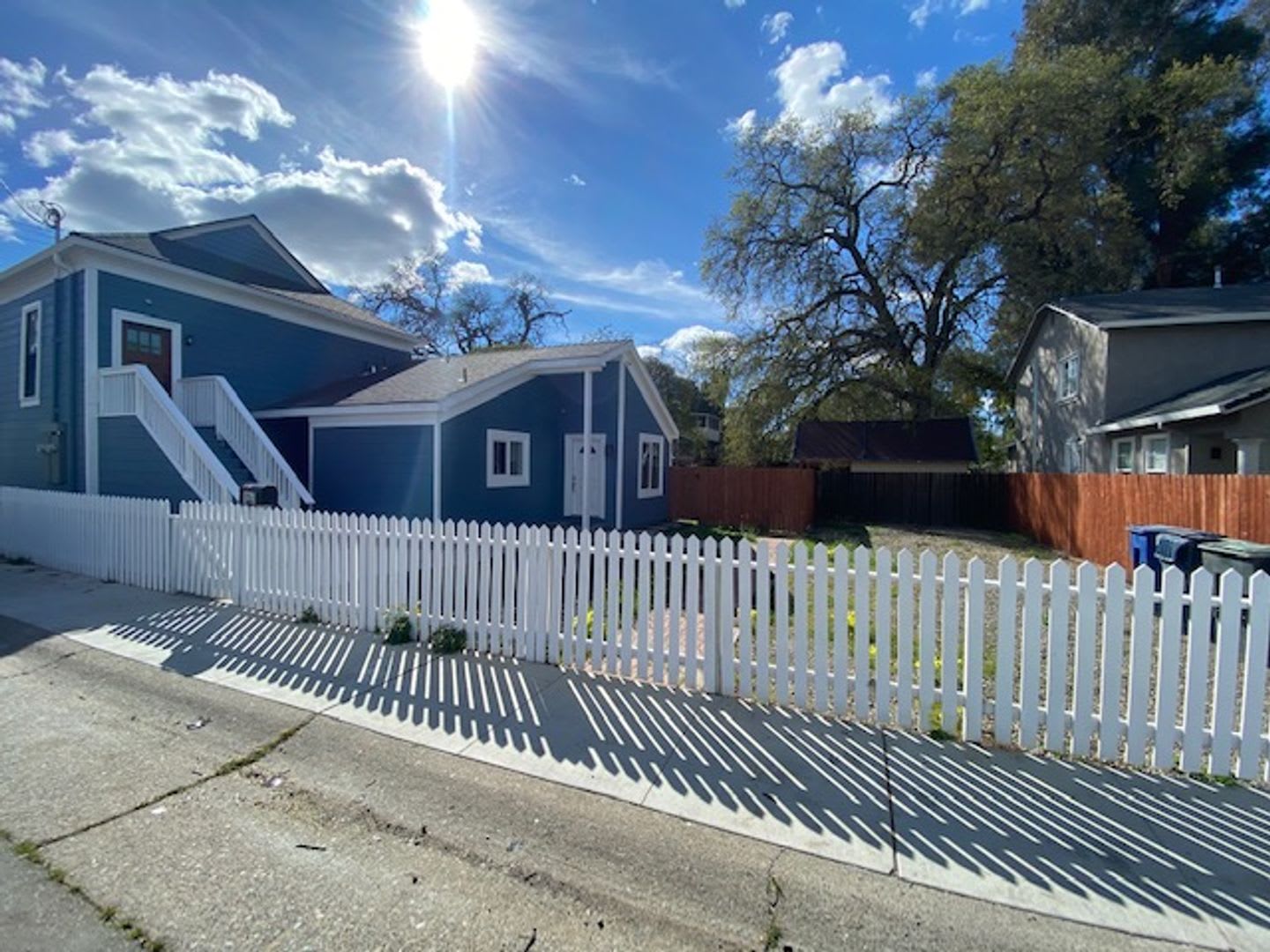 3987 8th Ave #B – photo 1