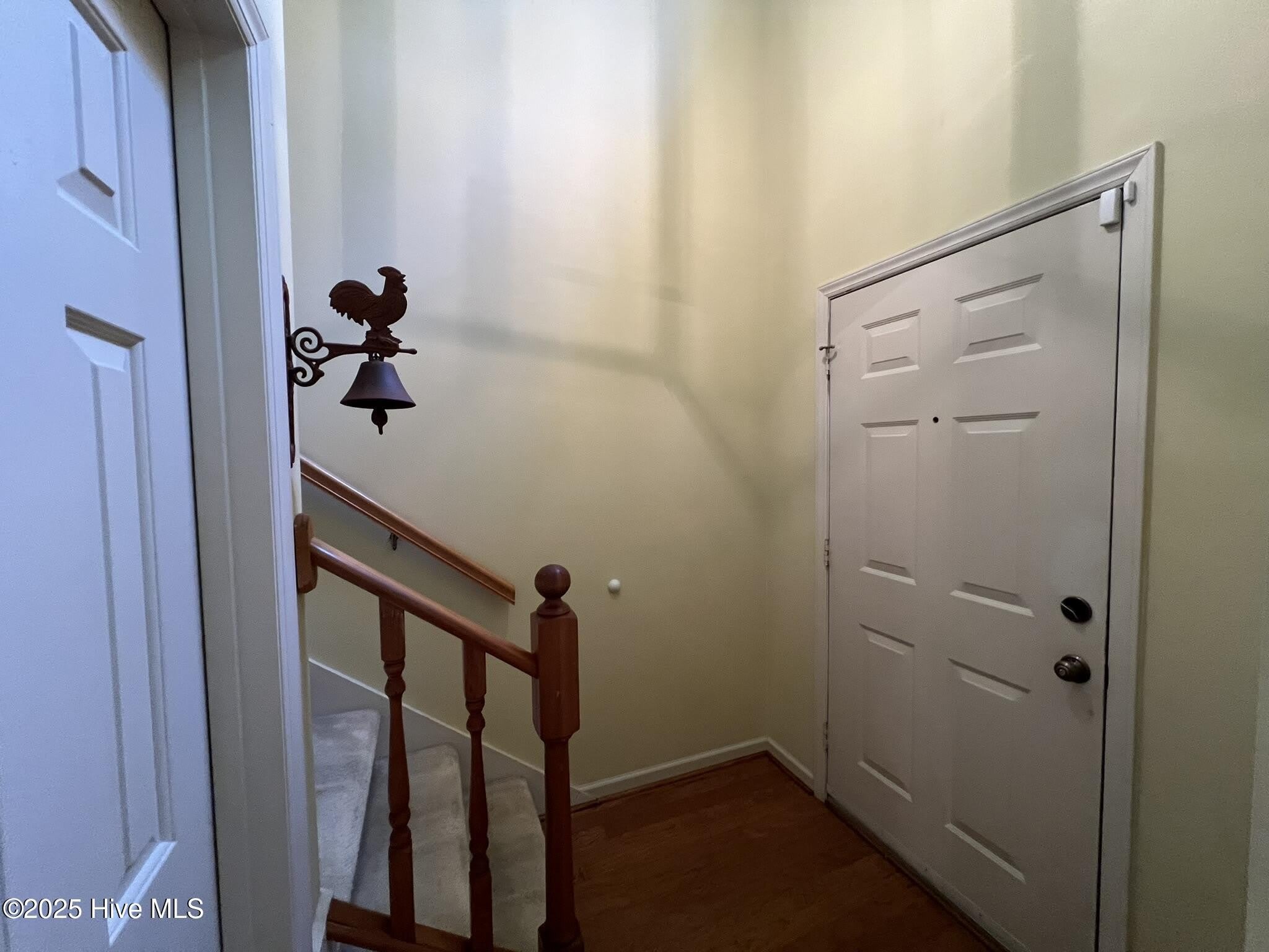 225 E New York Avenue – photo 4